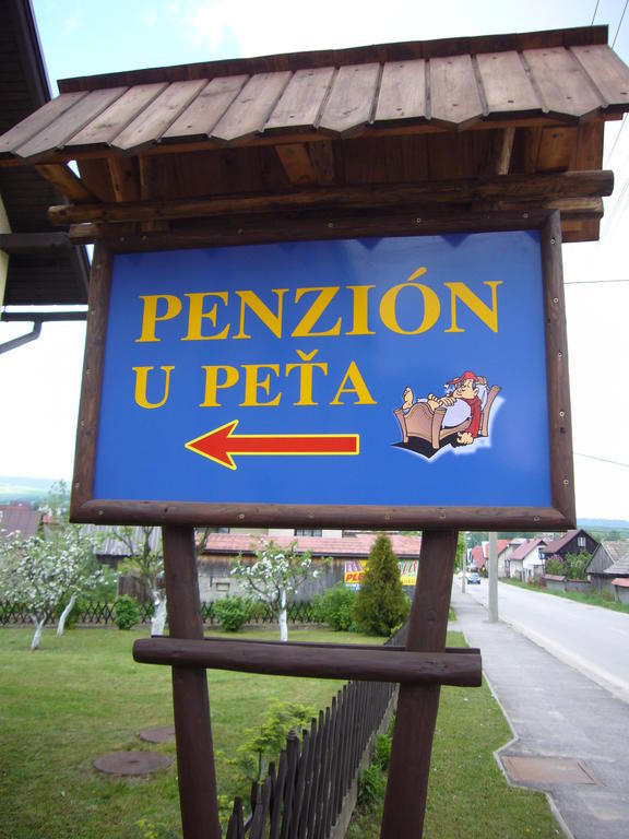 Penzion U Peta Hrustin Exteriör bild